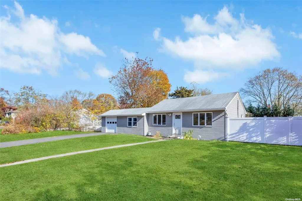 1459 Brooklyn Boulevard Bay Shore NY 11706
