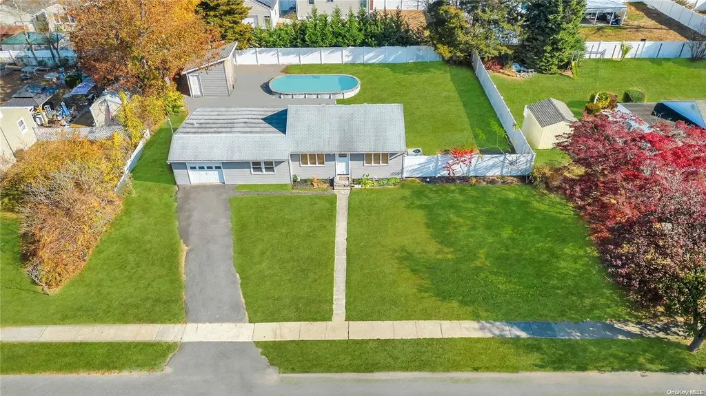 1459 Brooklyn Boulevard Bay Shore NY 11706