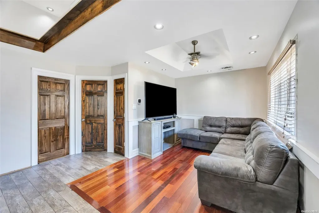 1459 Brooklyn Boulevard Bay Shore NY 11706