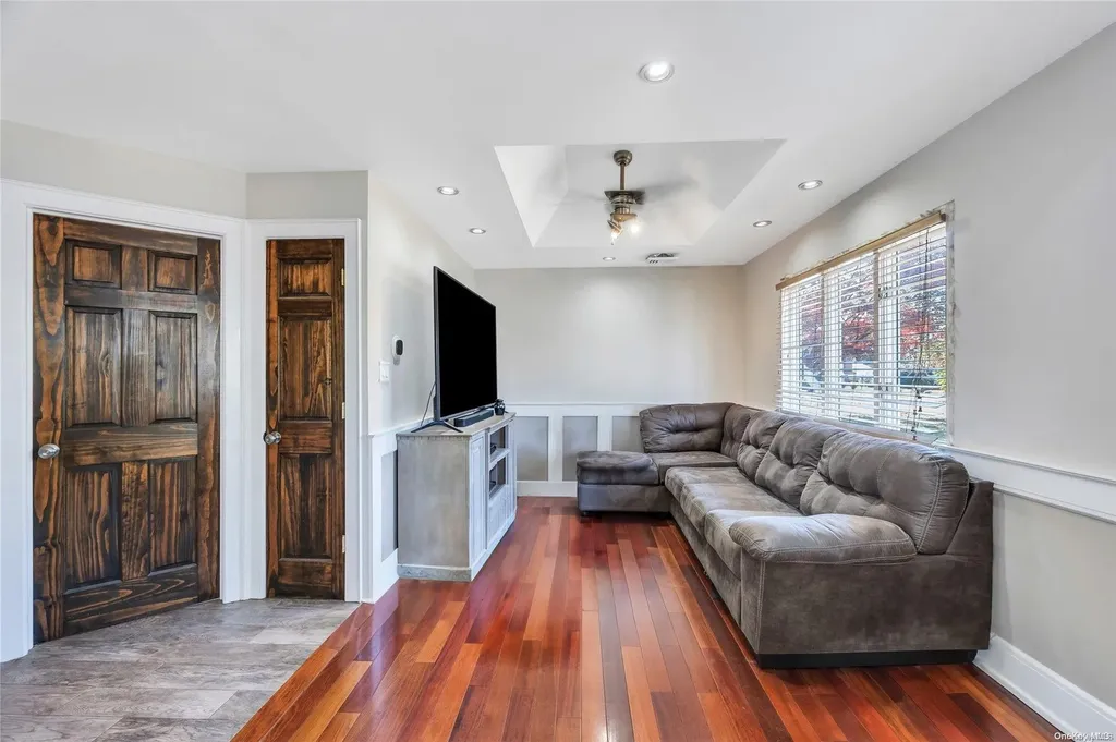 1459 Brooklyn Boulevard Bay Shore NY 11706
