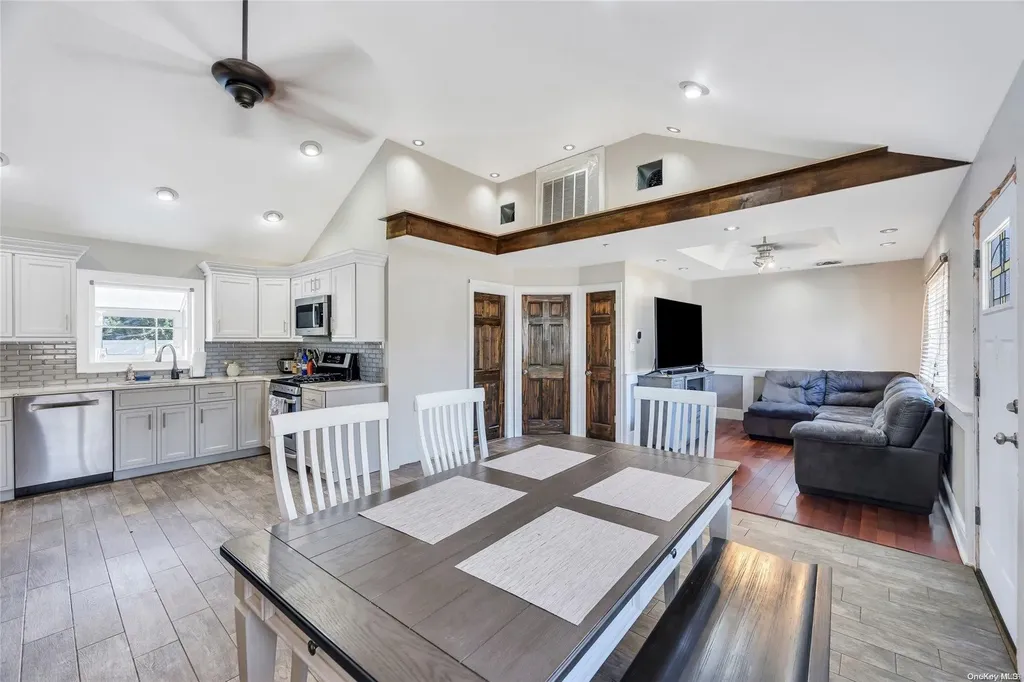 1459 Brooklyn Boulevard Bay Shore NY 11706