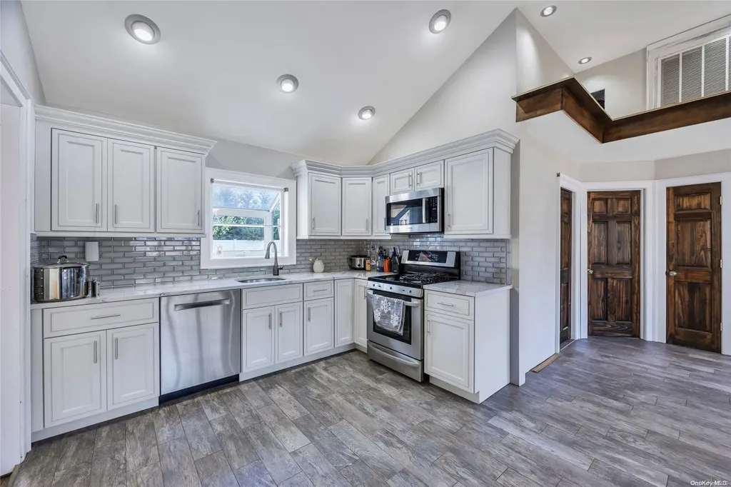 1459 Brooklyn Boulevard Bay Shore NY 11706