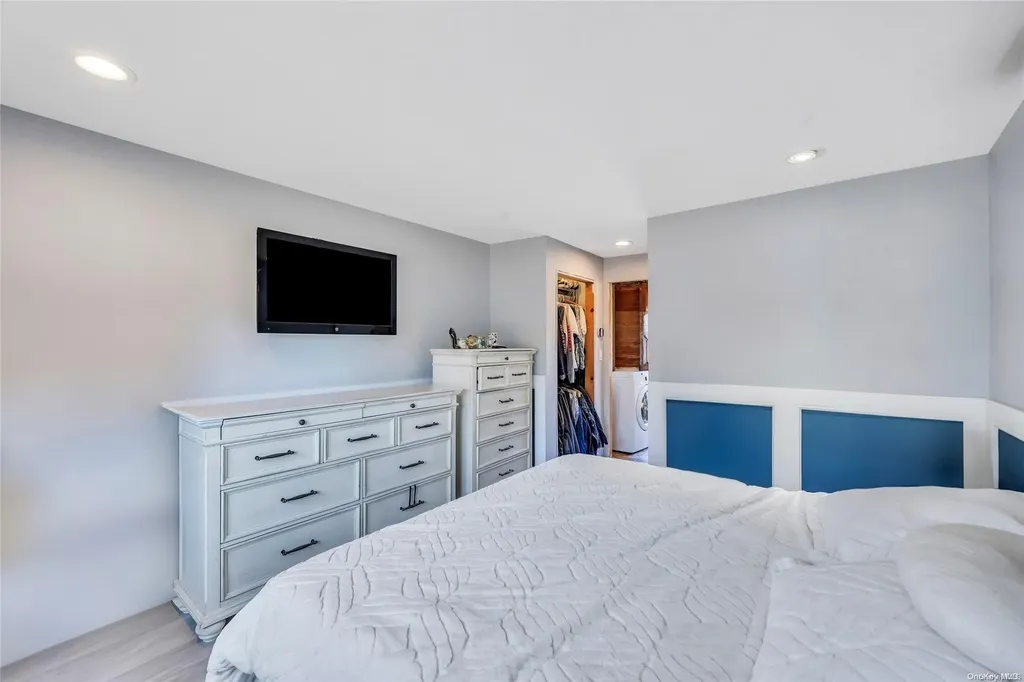 1459 Brooklyn Boulevard Bay Shore NY 11706