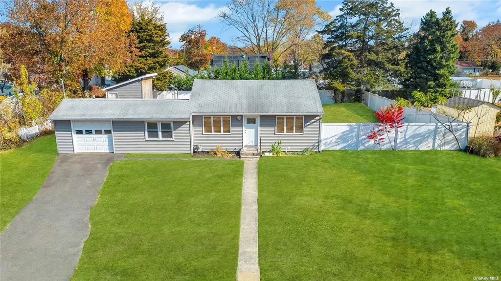 1459 Brooklyn Boulevard Bay Shore NY 11706