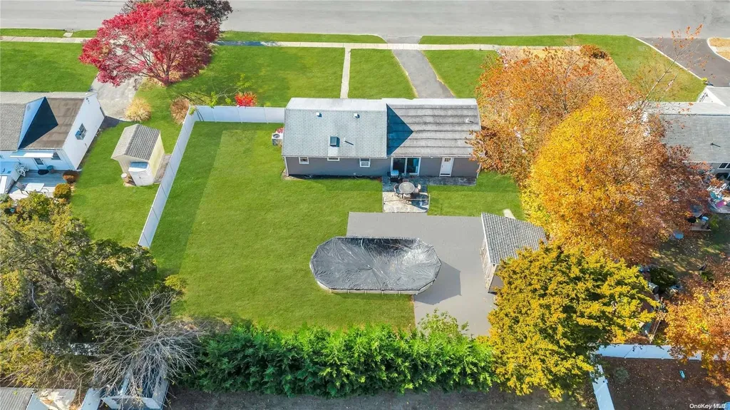1459 Brooklyn Boulevard Bay Shore NY 11706