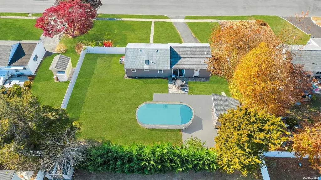 1459 Brooklyn Boulevard Bay Shore NY 11706