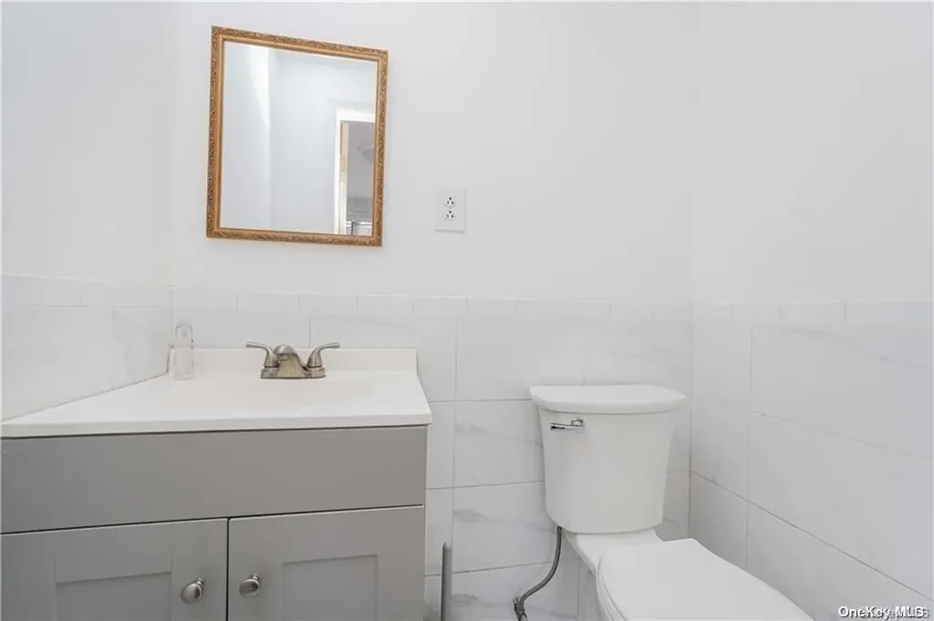 1659 Madison Place Brooklyn NY 11229