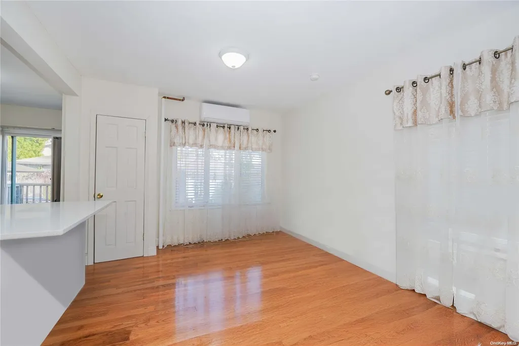 1659 Madison Place Brooklyn NY 11229
