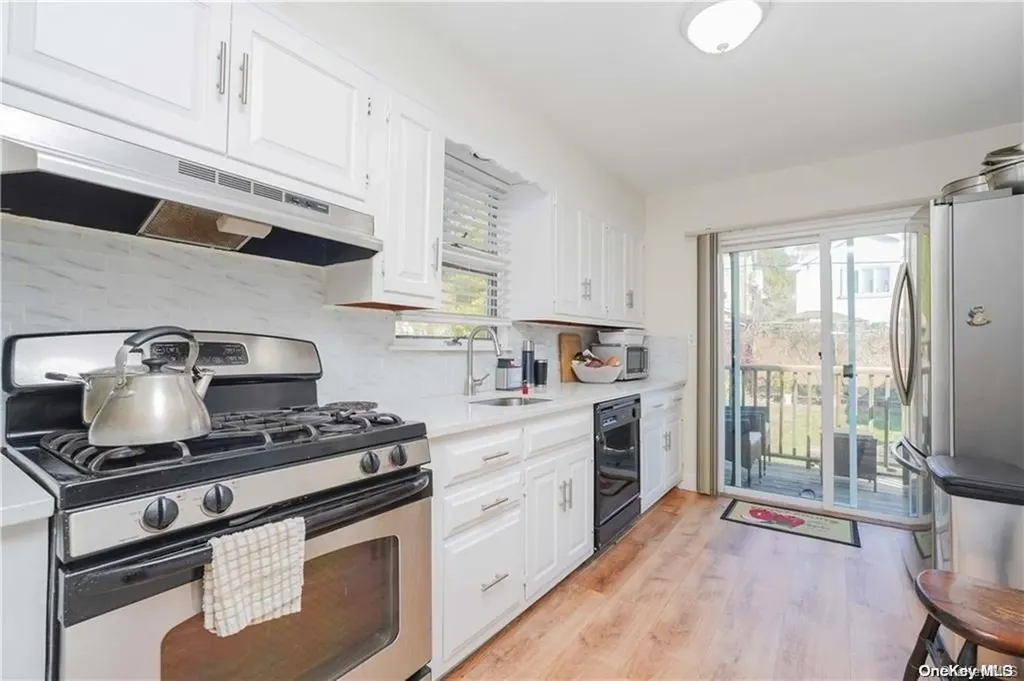 1659 Madison Place Brooklyn NY 11229