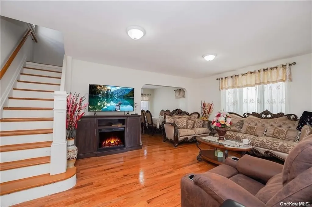 1659 Madison Place Brooklyn NY 11229