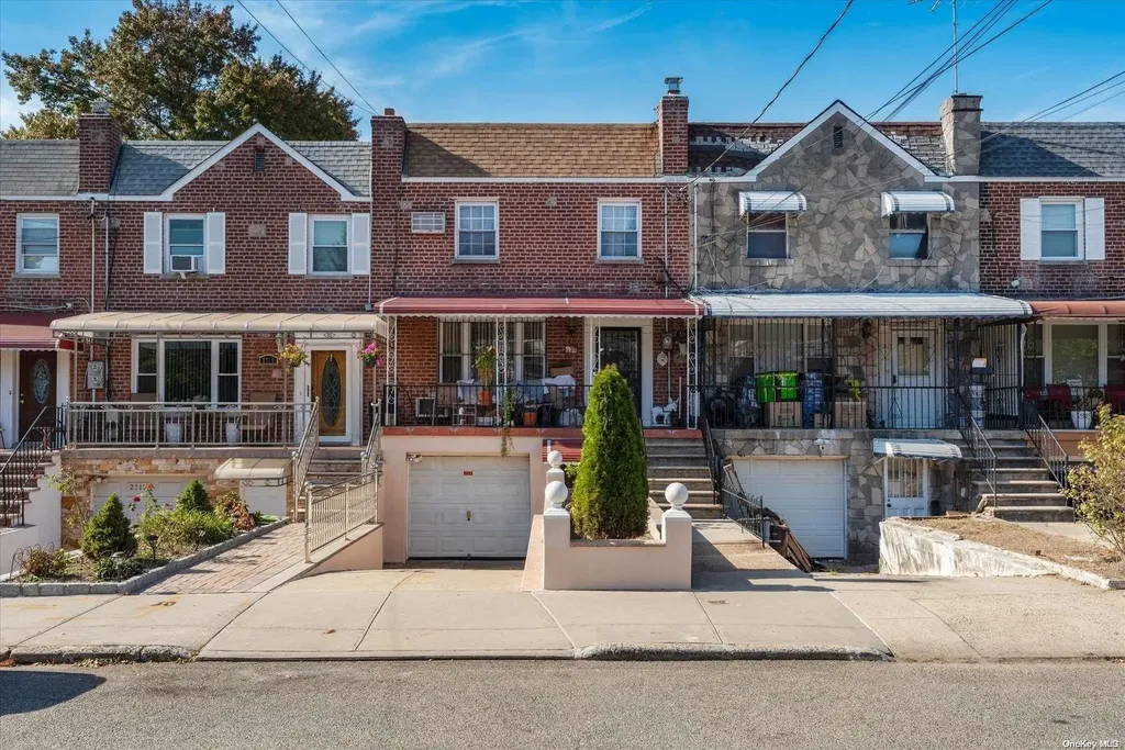 2721 Fish Avenue Bronx NY 10469