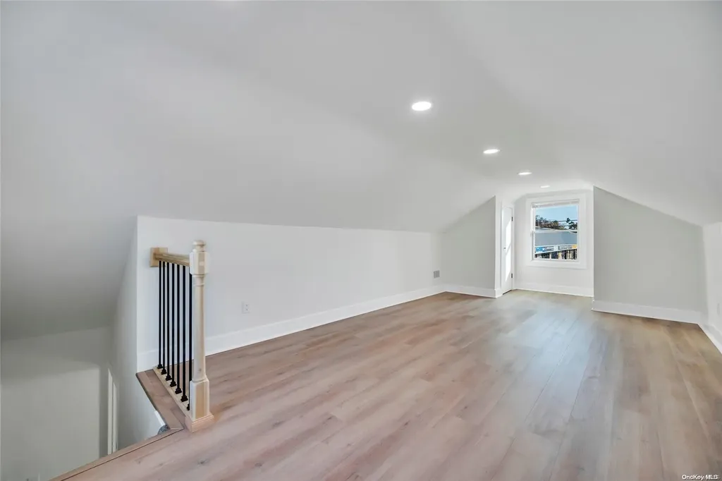 181 Medford Avenue Patchogue NY 11772