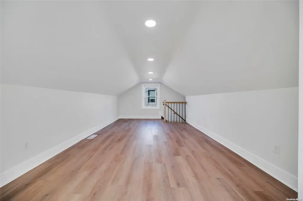 181 Medford Avenue Patchogue NY 11772