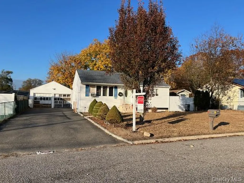 33 Cypress Street Central Islip NY 11722