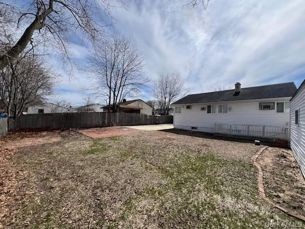 33 Cypress Street Central Islip NY 11722
