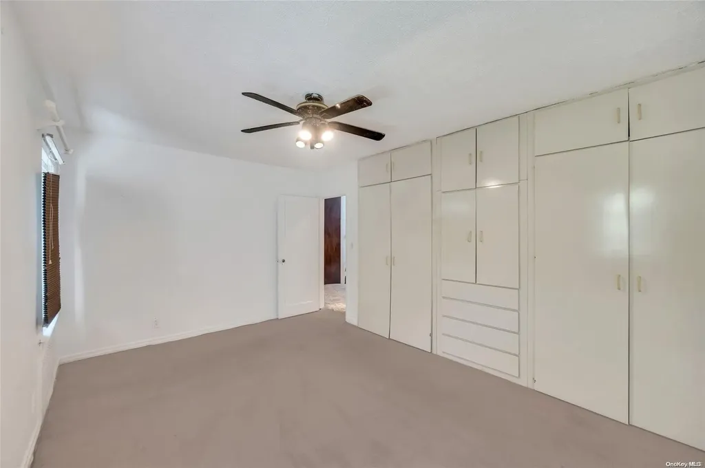 81-59 Commonwealth Boulevard Bellerose NY 11426