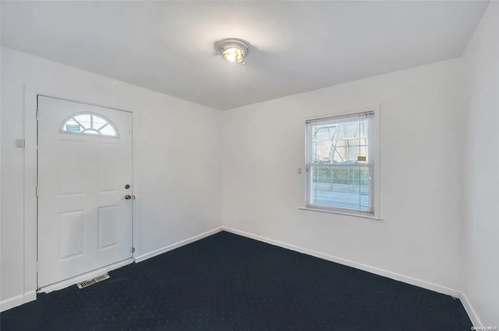 81-59 Commonwealth Boulevard Bellerose NY 11426