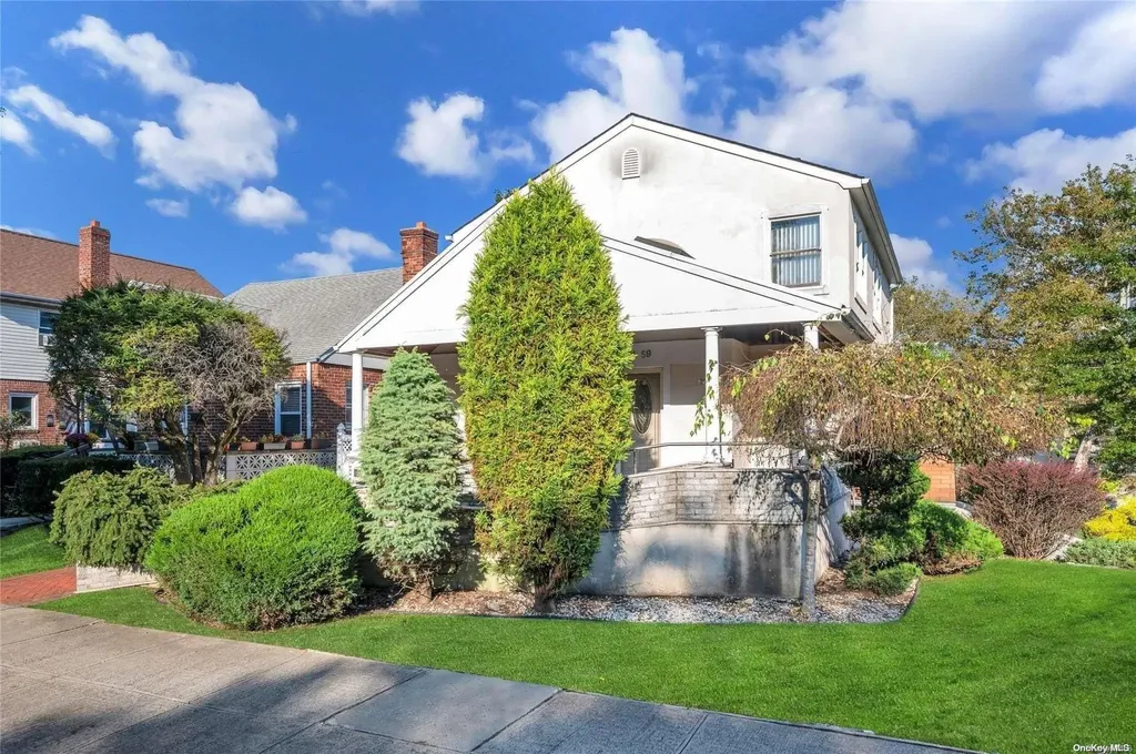 81-59 Commonwealth Boulevard Bellerose NY 11426