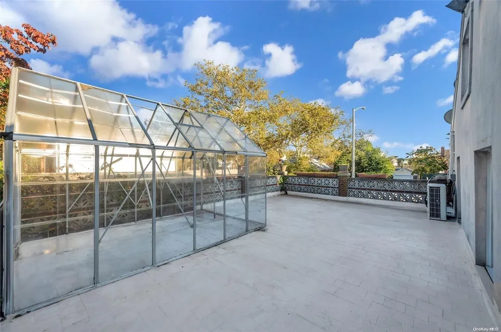 81-59 Commonwealth Boulevard Bellerose NY 11426