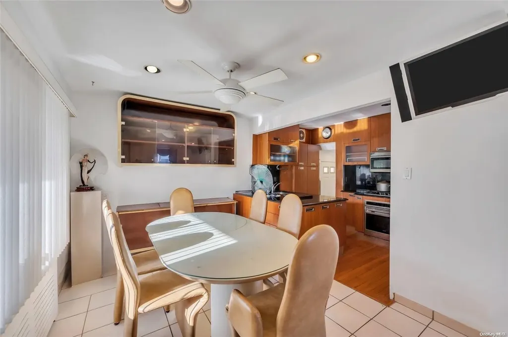 81-59 Commonwealth Boulevard Bellerose NY 11426