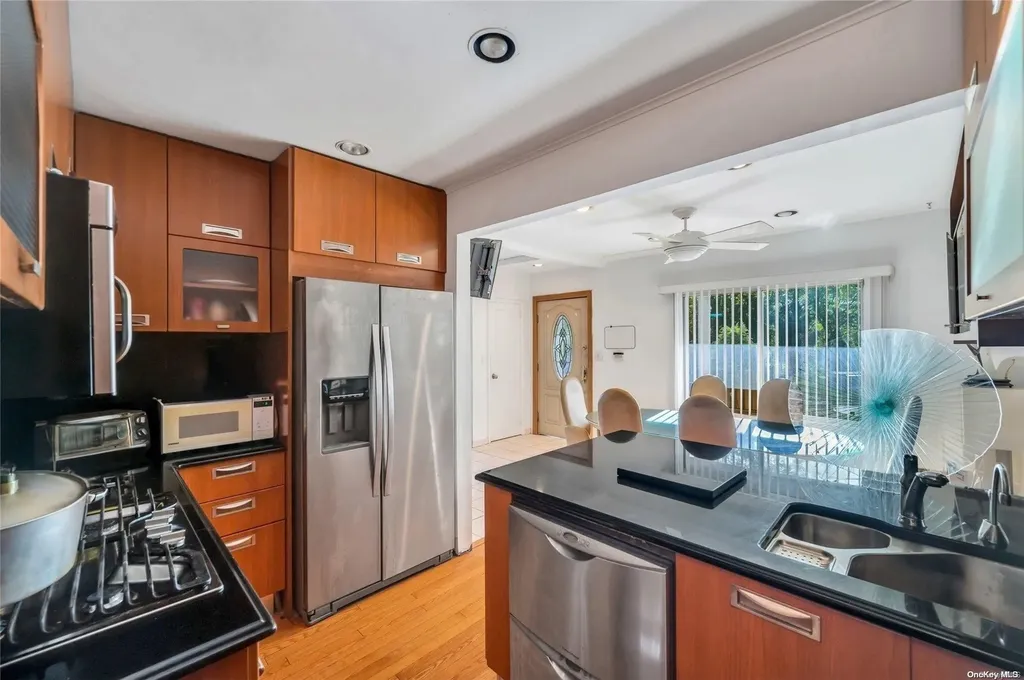 81-59 Commonwealth Boulevard Bellerose NY 11426