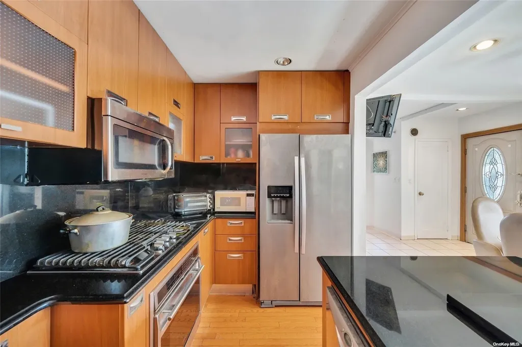 81-59 Commonwealth Boulevard Bellerose NY 11426