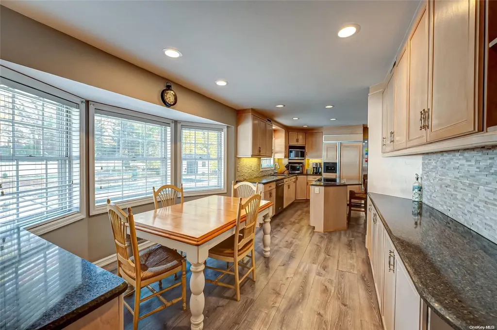 32 High Gate Drive Smithtown NY 11787