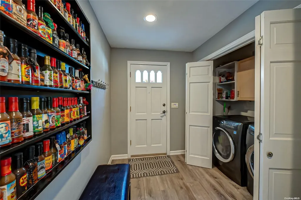 32 High Gate Drive Smithtown NY 11787