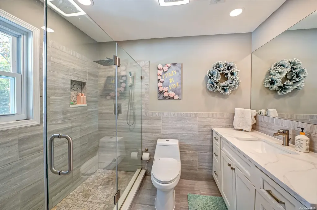 32 High Gate Drive Smithtown NY 11787