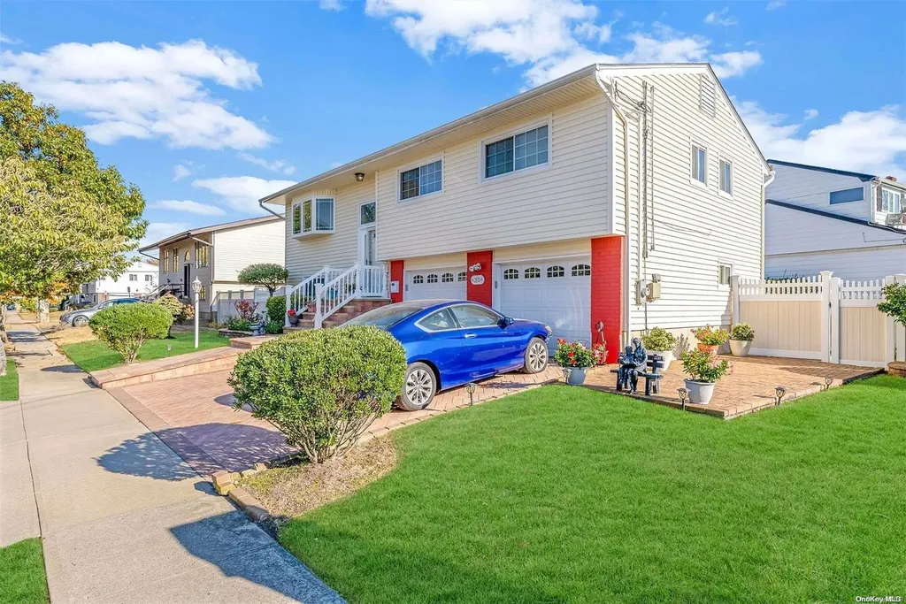 35 Florence Avenue Freeport NY 11520