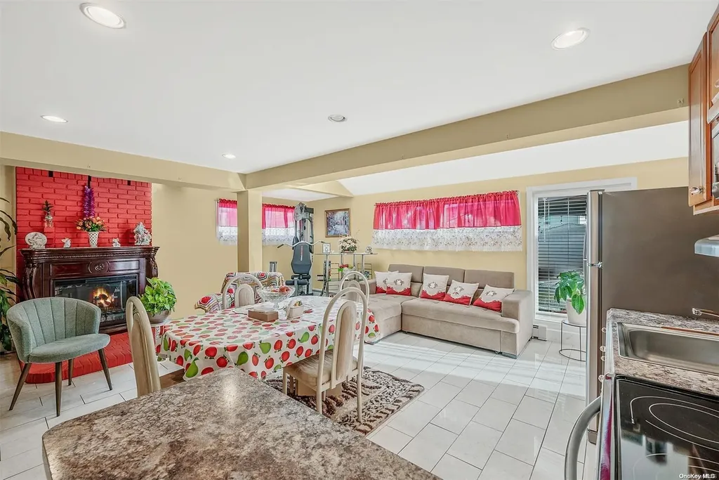 35 Florence Avenue Freeport NY 11520
