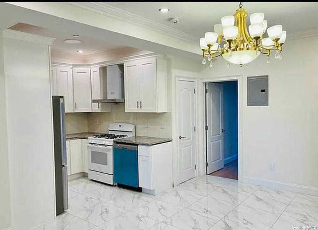 151-11 18th Avenue Whitestone NY 11357