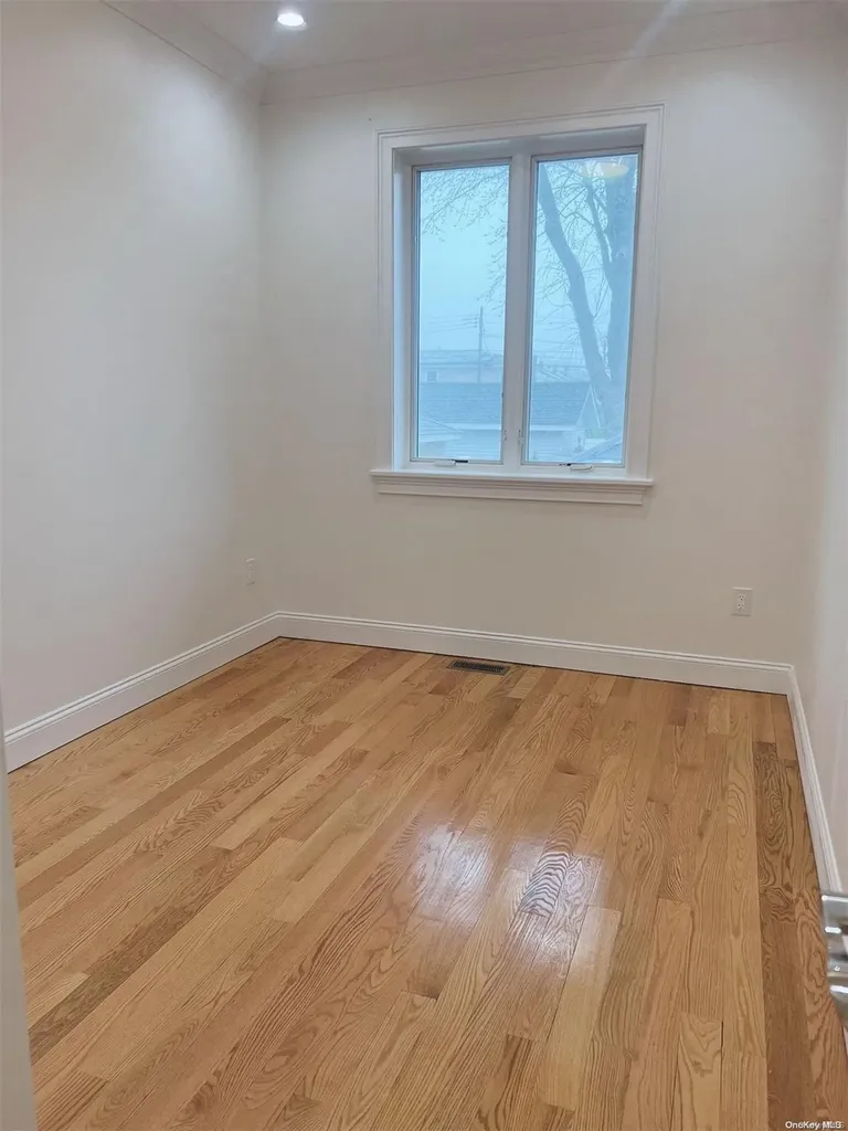 151-11 18th Avenue Whitestone NY 11357
