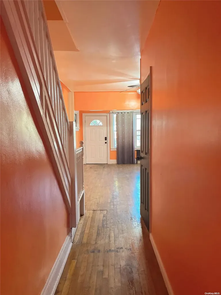 103-28 125th Richmond Hill S. NY 11419