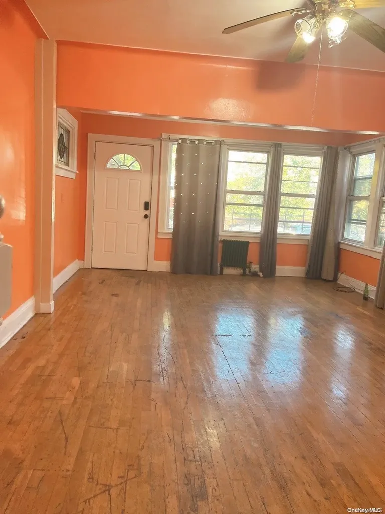 103-28 125th Richmond Hill S. NY 11419