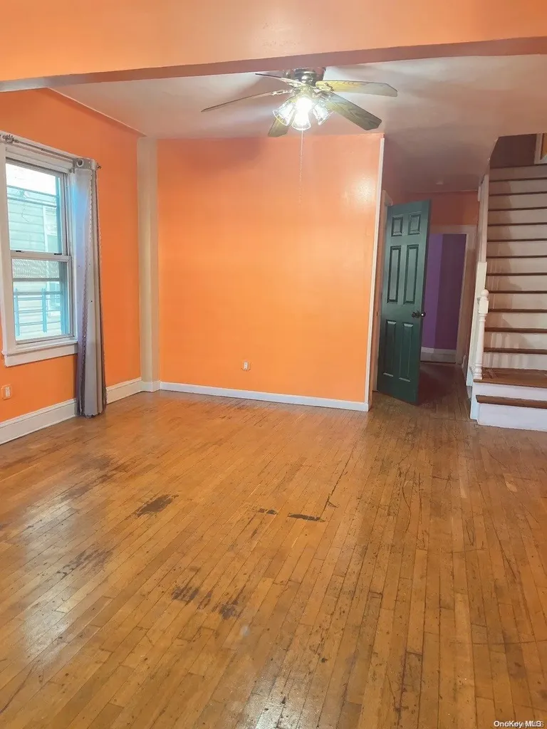 103-28 125th Richmond Hill S. NY 11419