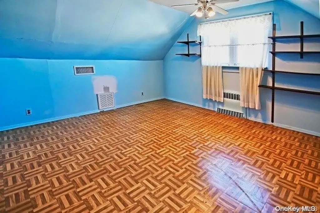 9 Surrey Lane Bellmore NY 11710