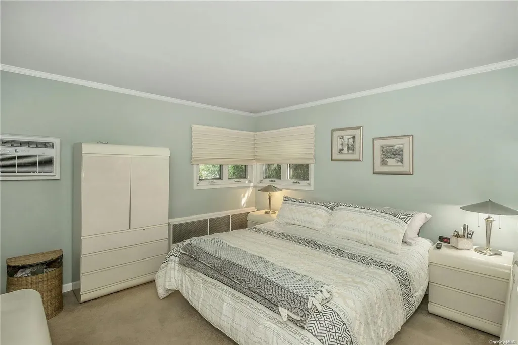 105 Ira Road Syosset NY 11791