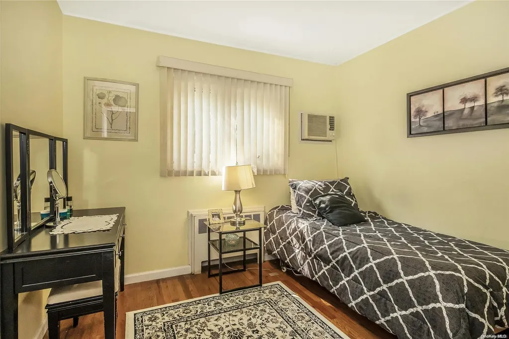 105 Ira Road Syosset NY 11791