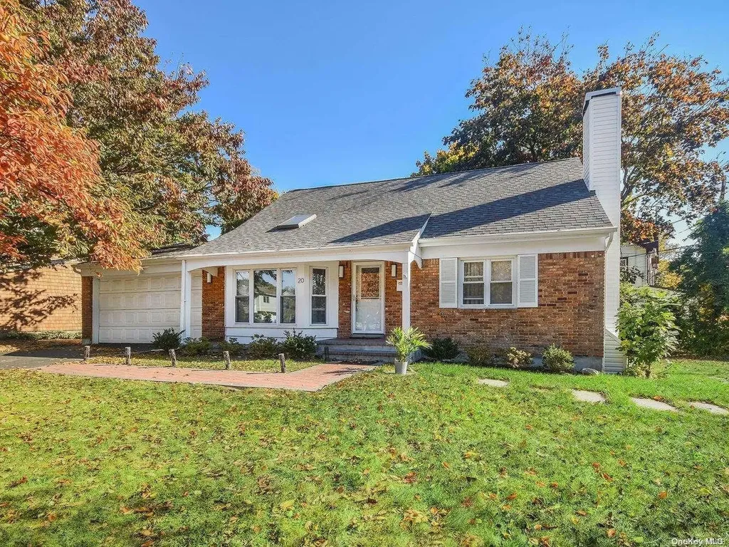 20 Darby Place Glen Head NY 11545