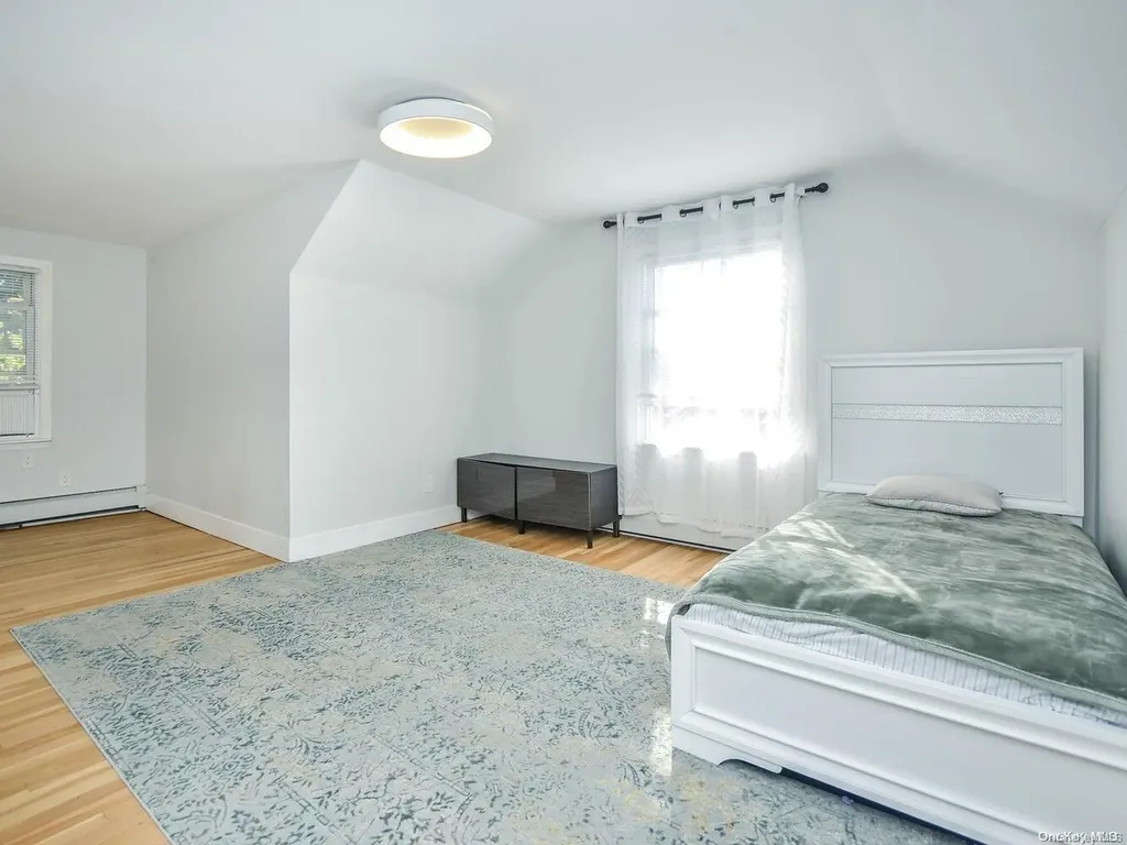 20 Darby Place Glen Head NY 11545