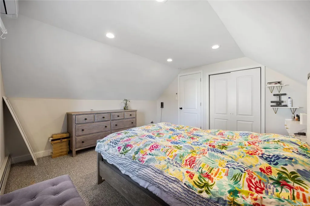 9 Primrose Lane Levittown NY 11756