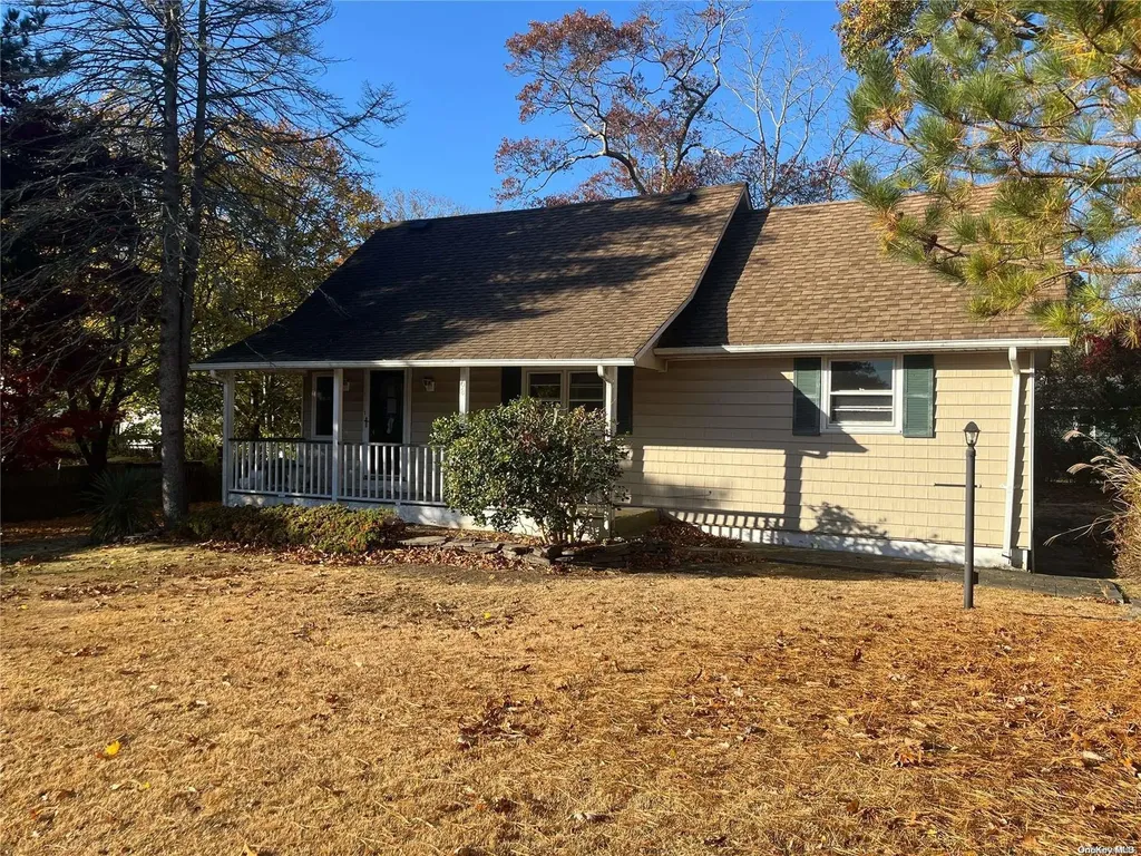 68 Tarpon Road Rocky Point NY 11778