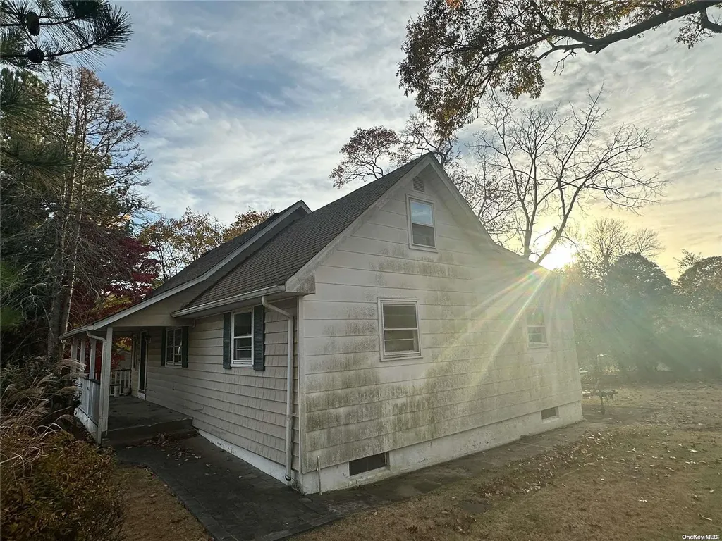68 Tarpon Road Rocky Point NY 11778