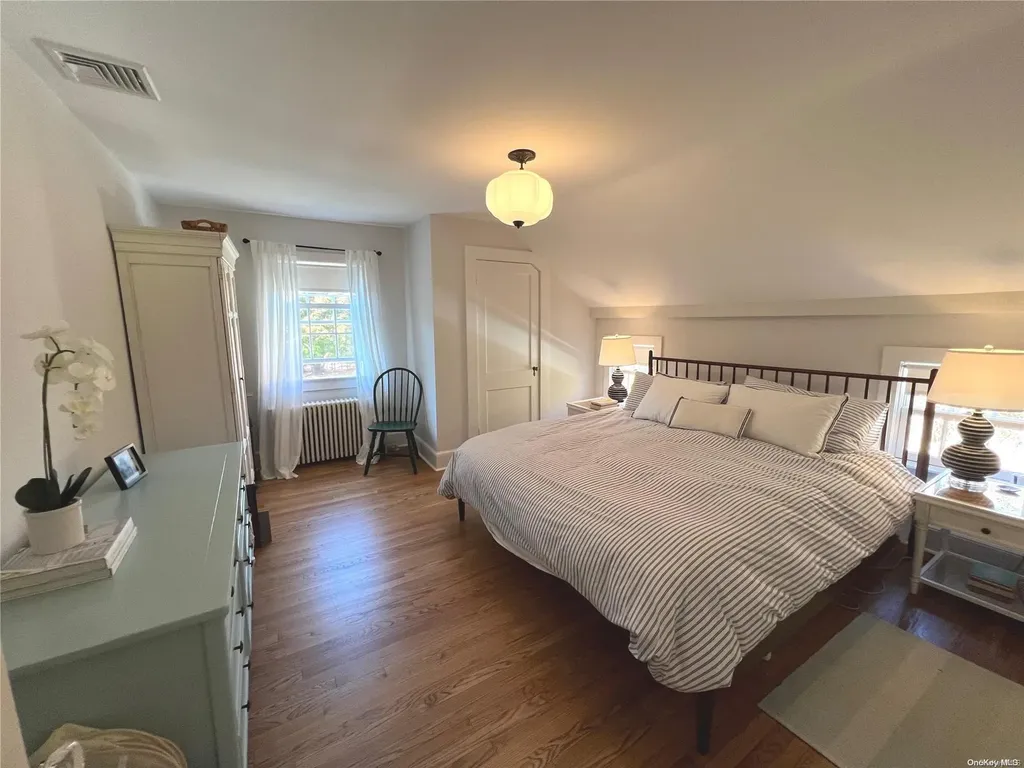 178 Harbor Road Stony Brook NY 11790