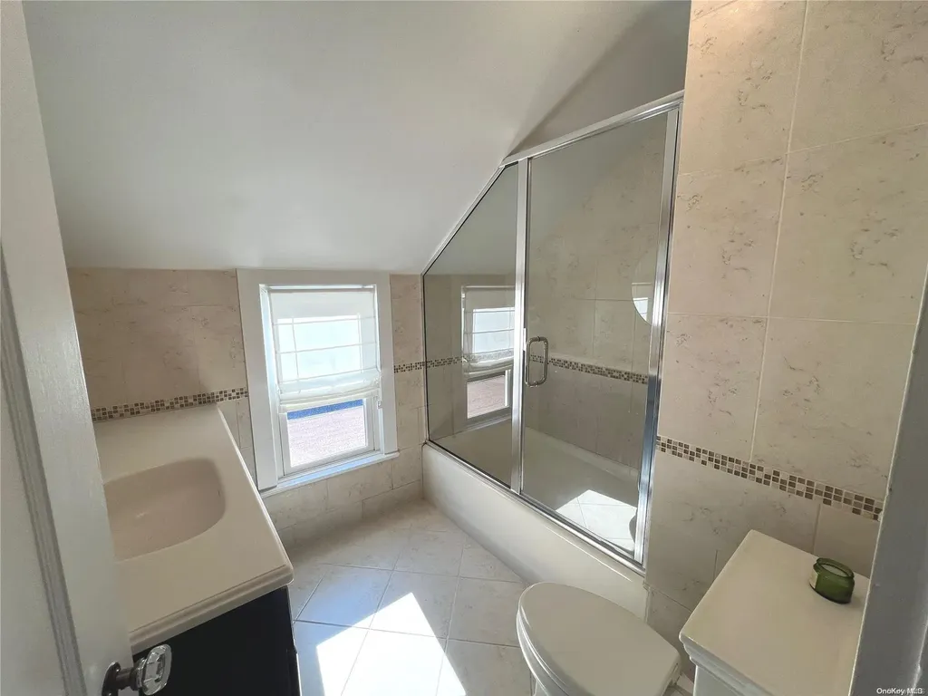 178 Harbor Road Stony Brook NY 11790