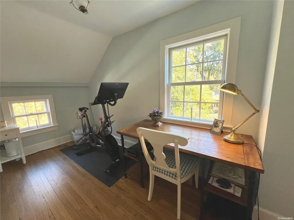 178 Harbor Road Stony Brook NY 11790