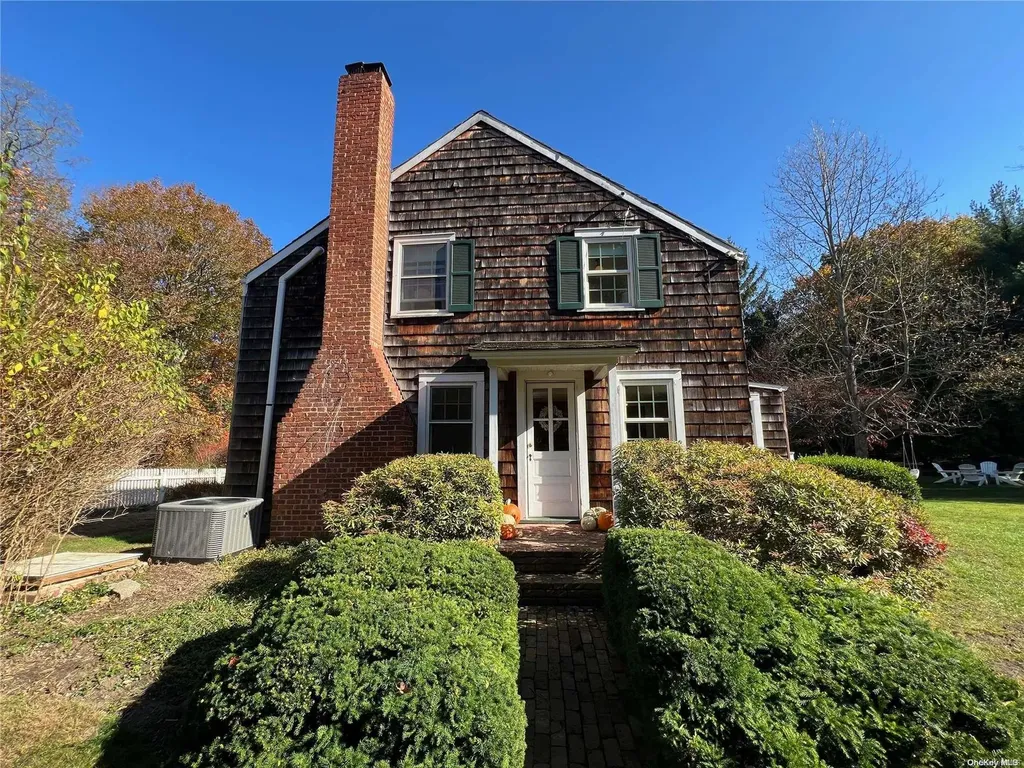 178 Harbor Road Stony Brook NY 11790