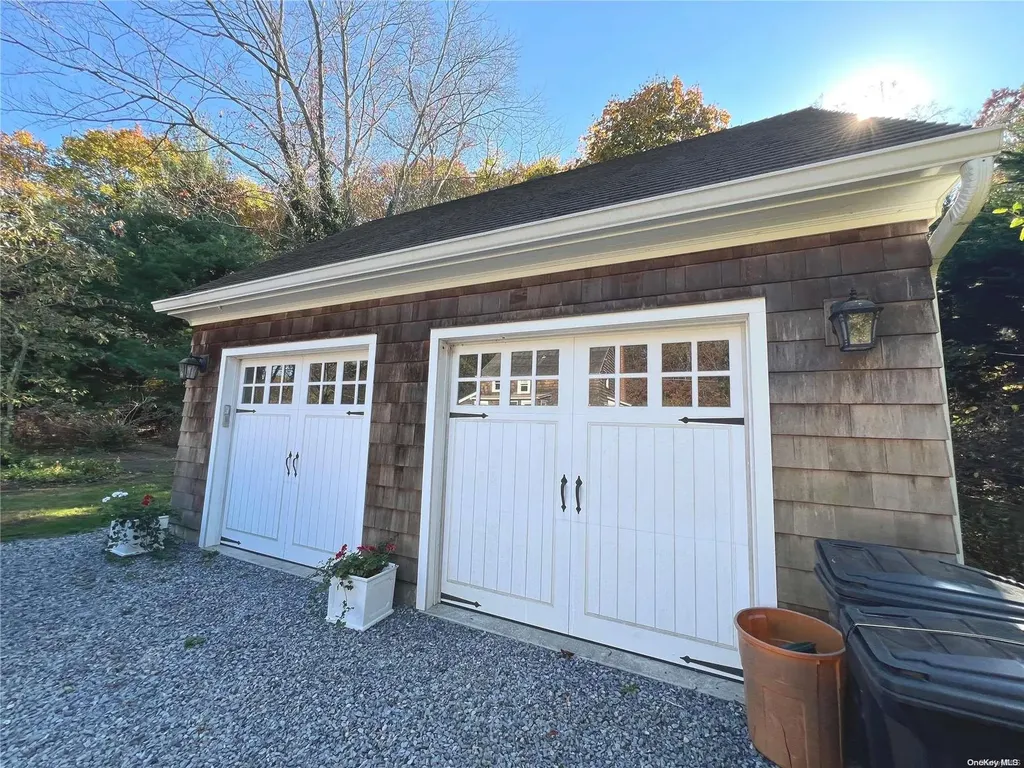 178 Harbor Road Stony Brook NY 11790