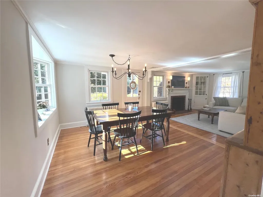 178 Harbor Road Stony Brook NY 11790